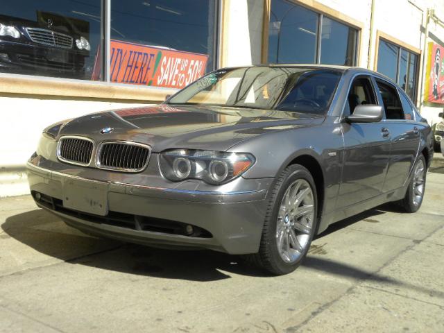 BMW 7 series 2005 photo 3