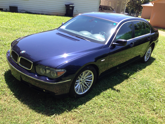 BMW 7 series 2005 photo 2