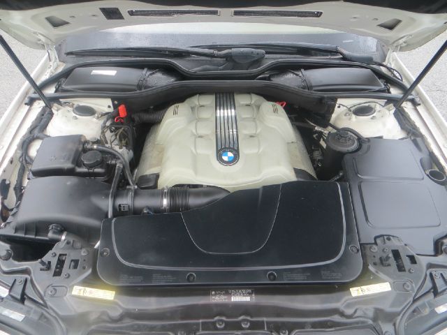 BMW 7 series 2005 photo 4