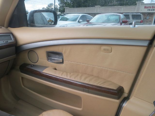 BMW 7 series 2005 photo 5