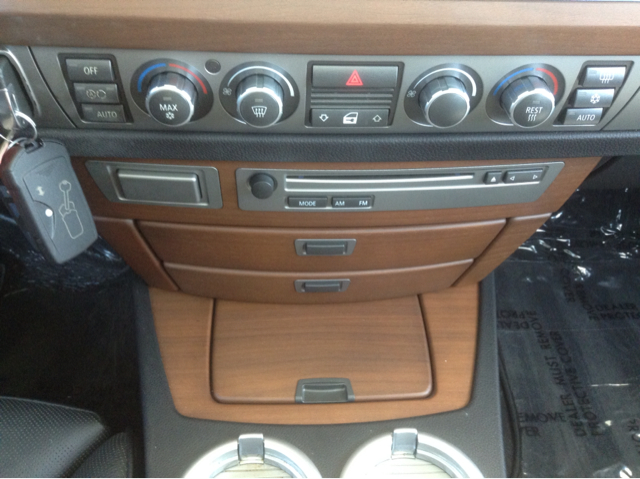 BMW 7 series 2006 photo 17