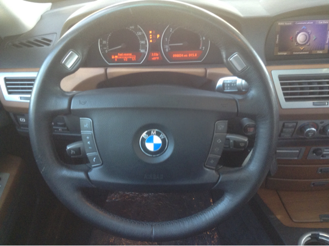 BMW 7 series 2006 photo 22