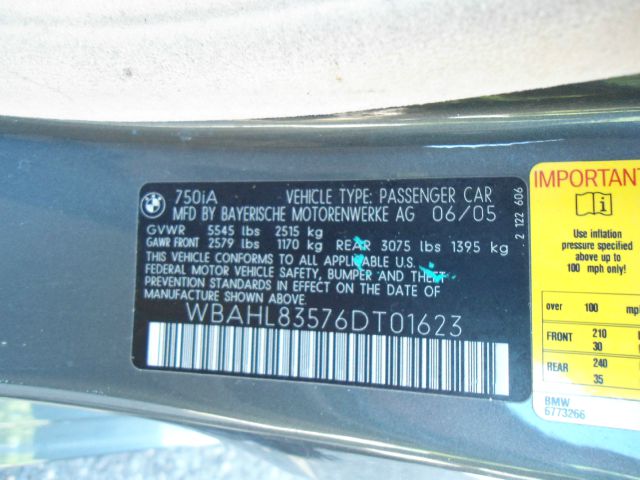 BMW 7 series 2006 photo 1