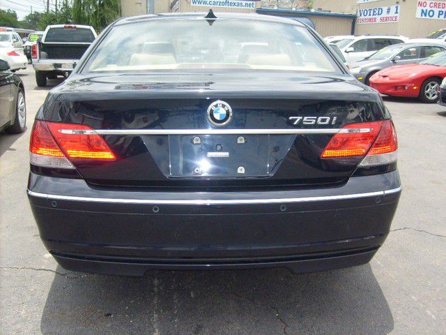 BMW 7 series 2006 photo 2