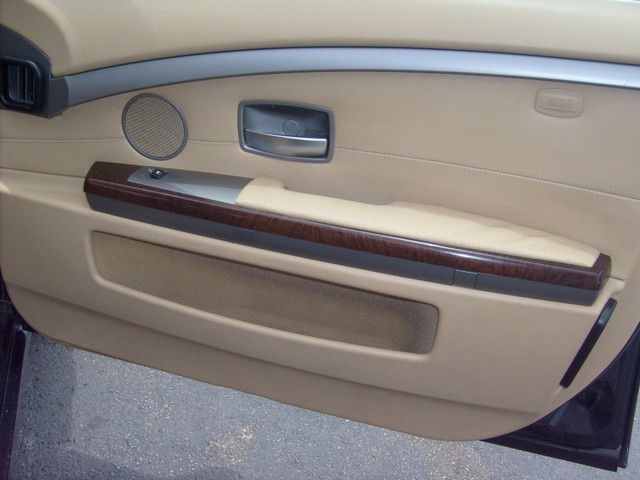 BMW 7 series 2006 photo 22