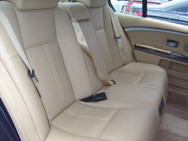 BMW 7 series 2006 photo 23