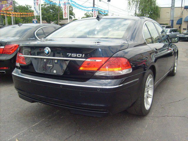 BMW 7 series 2006 photo 34