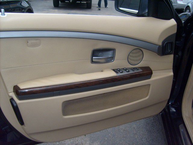 BMW 7 series 2006 photo 40