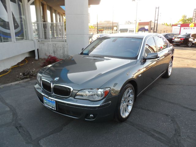 BMW 7 series 2006 photo 1