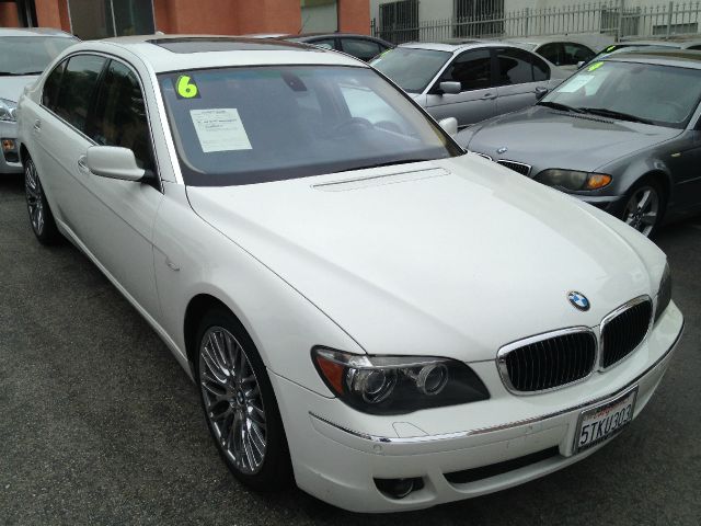 BMW 7 series 2006 photo 10