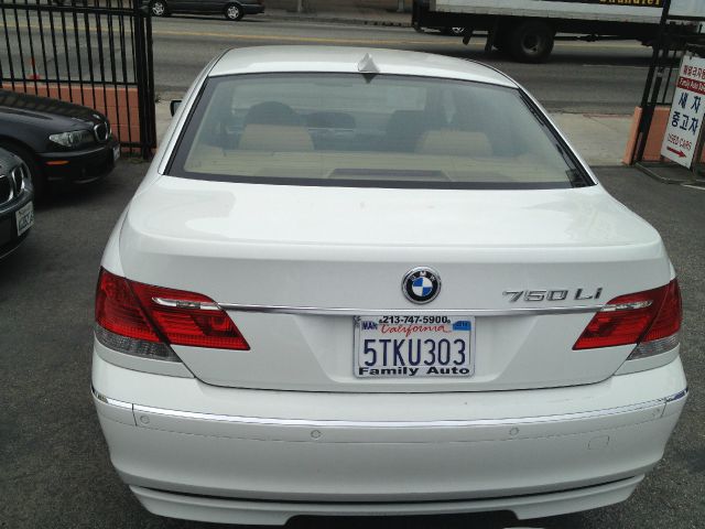 BMW 7 series 2006 photo 7