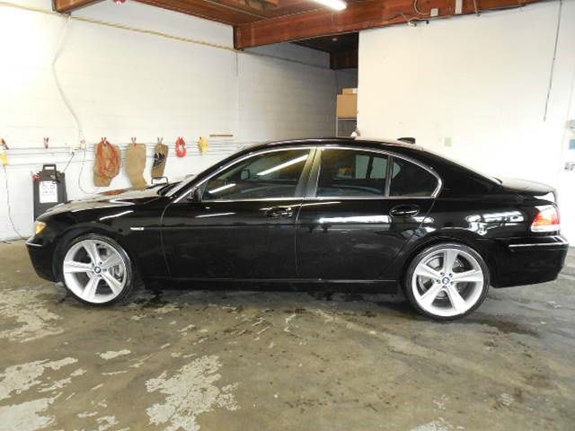 BMW 7 series 2006 photo 1