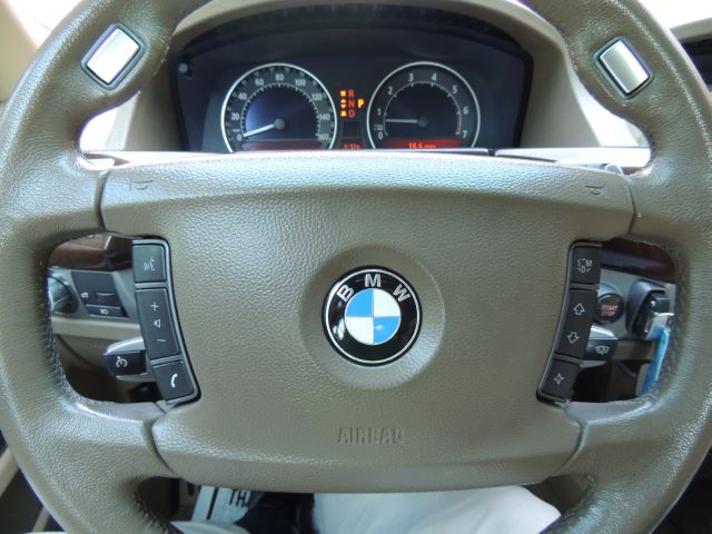 BMW 7 series 2006 photo 12