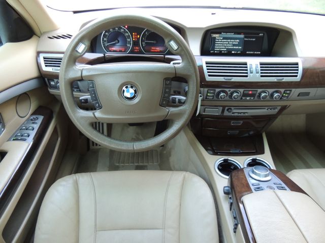 BMW 7 series 2006 photo 14