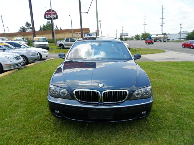 BMW 7 series 2006 photo 4