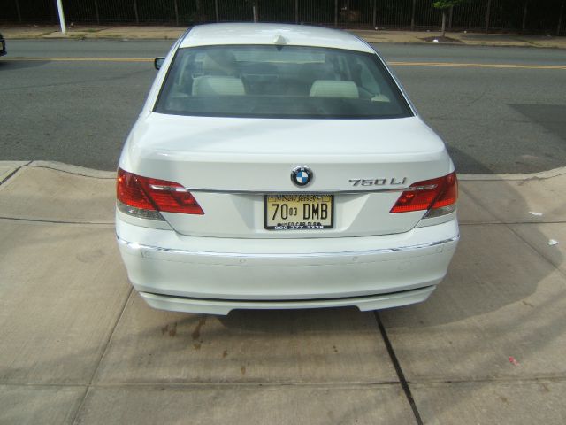 BMW 7 series 3.2 V6 NAV Sedan