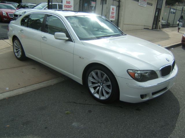 BMW 7 series 2006 photo 2