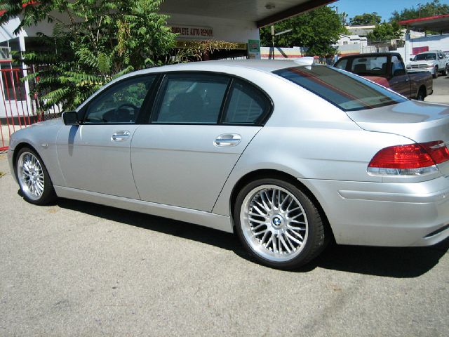 BMW 7 series 2006 photo 3