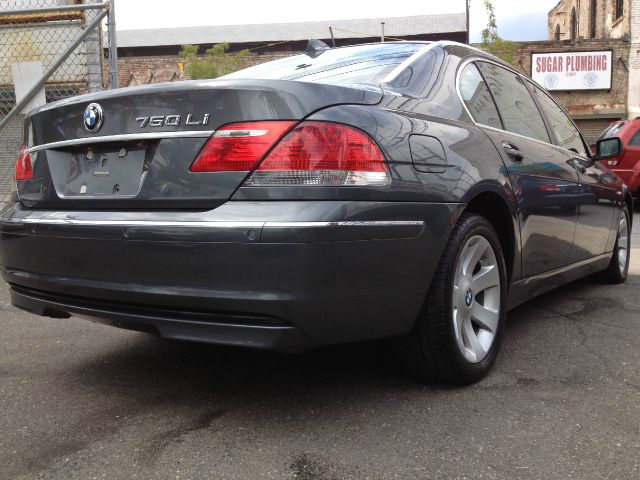 BMW 7 series 2006 photo 4