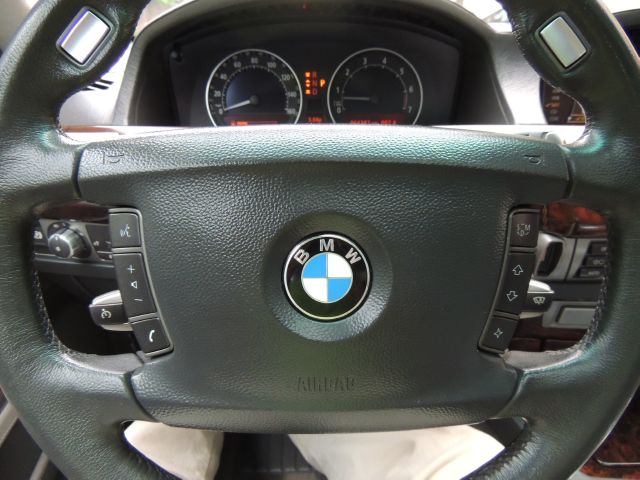 BMW 7 series 2006 photo 1