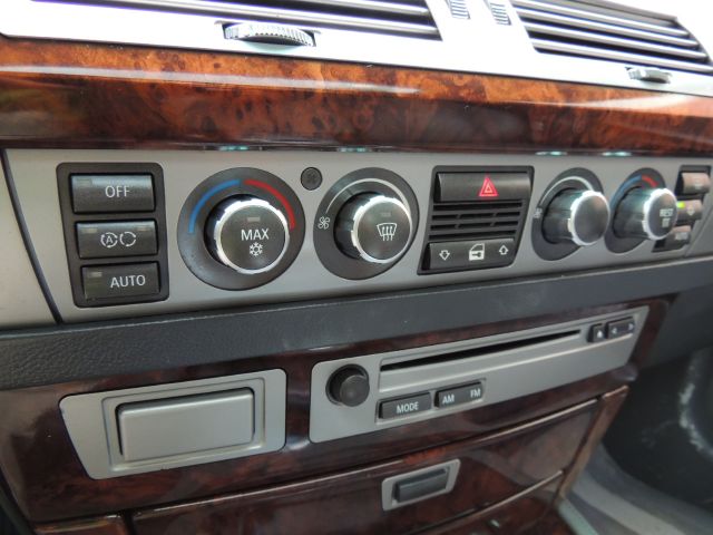 BMW 7 series 2006 photo 27