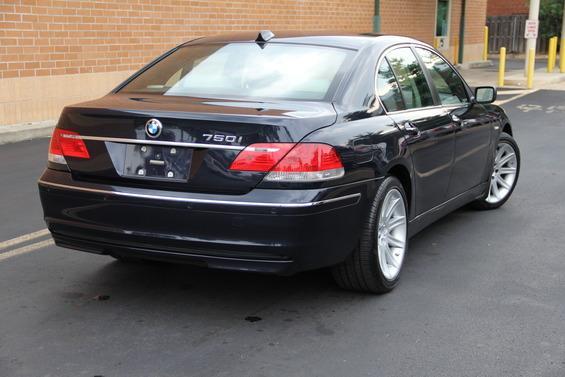 BMW 7 series 2006 photo 1