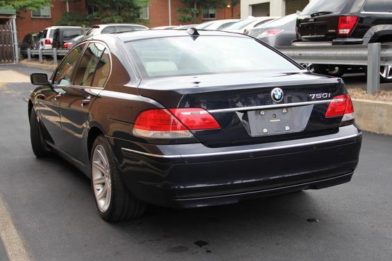 BMW 7 series 2006 photo 2