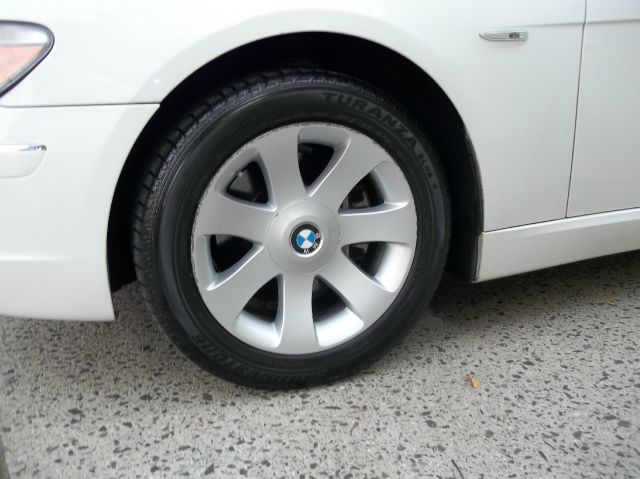 BMW 7 series 2006 photo 2