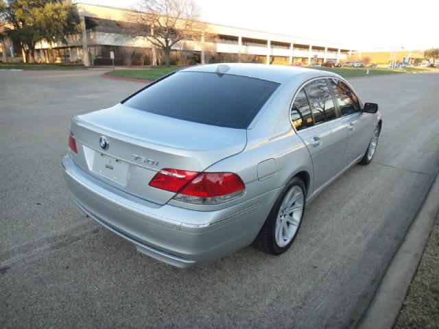 BMW 7 series 2006 photo 3