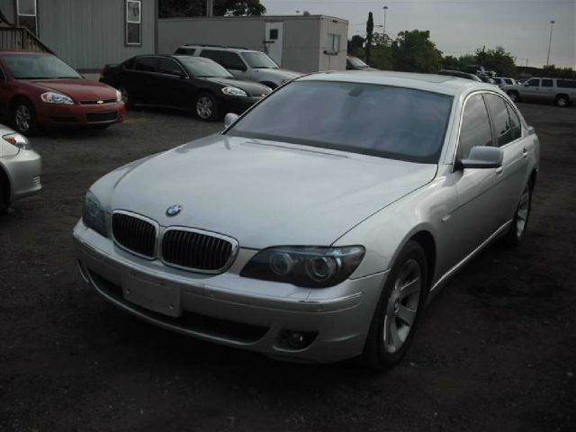 BMW 7 series 2006 photo 2