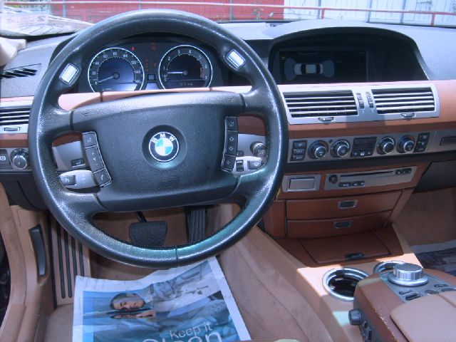 BMW 7 series 2006 photo 30