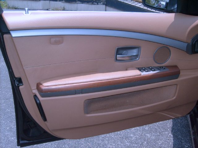 BMW 7 series 2006 photo 31