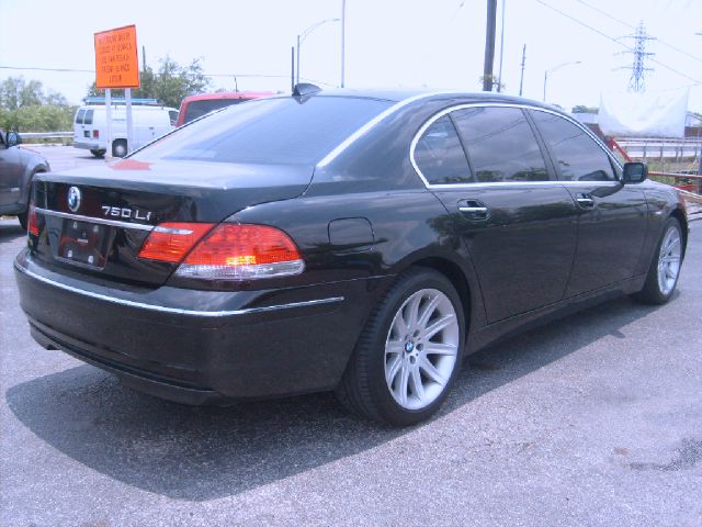 BMW 7 series 2006 photo 36