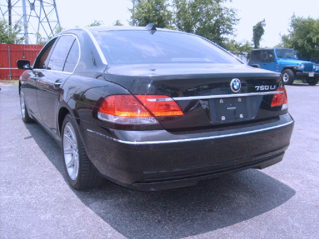 BMW 7 series 2006 photo 4