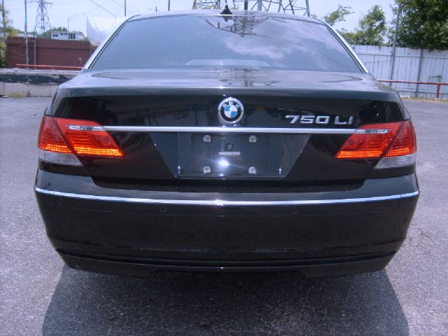 BMW 7 series 2006 photo 5