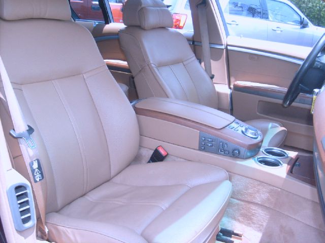 BMW 7 series 2006 photo 8