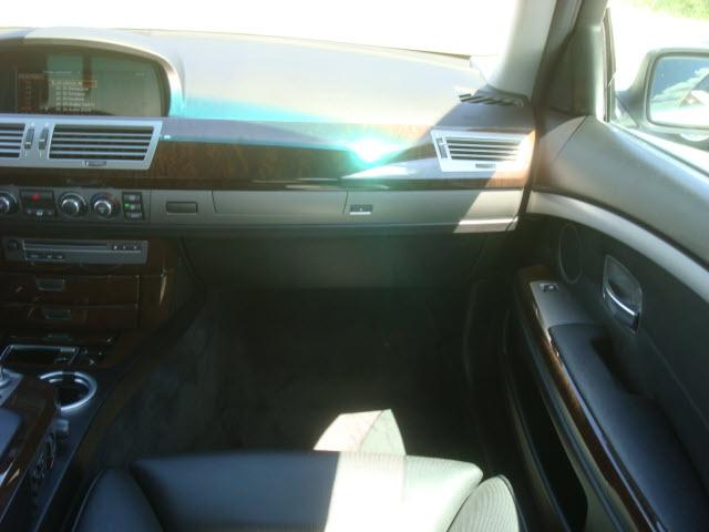 BMW 7 series 2006 photo 3