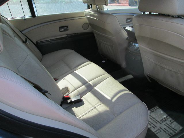 BMW 7 series 2006 photo 4