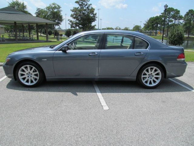 BMW 7 series 2006 photo 12