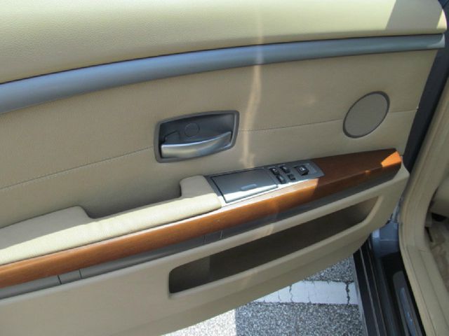 BMW 7 series 2006 photo 15