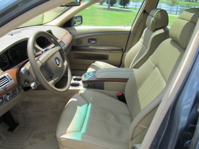 BMW 7 series 2006 photo 19