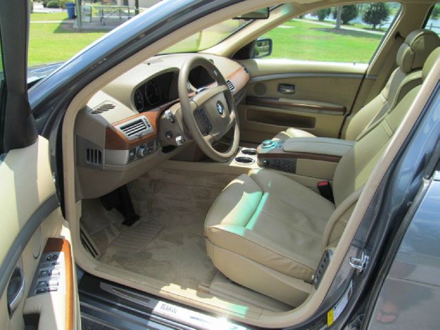 BMW 7 series 2006 photo 26