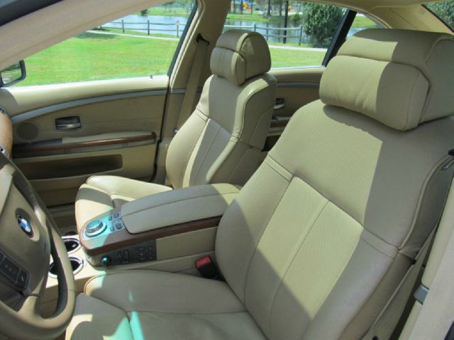 BMW 7 series 2006 photo 30