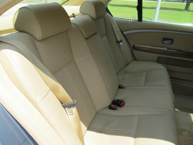 BMW 7 series 2006 photo 4