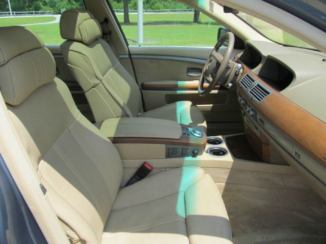 BMW 7 series 2006 photo 8