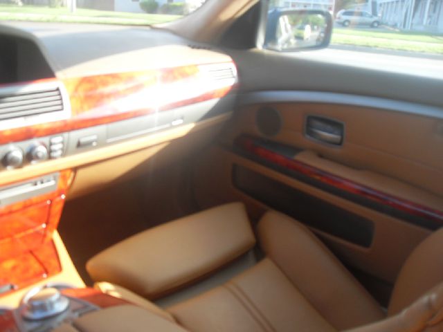 BMW 7 series 2006 photo 3