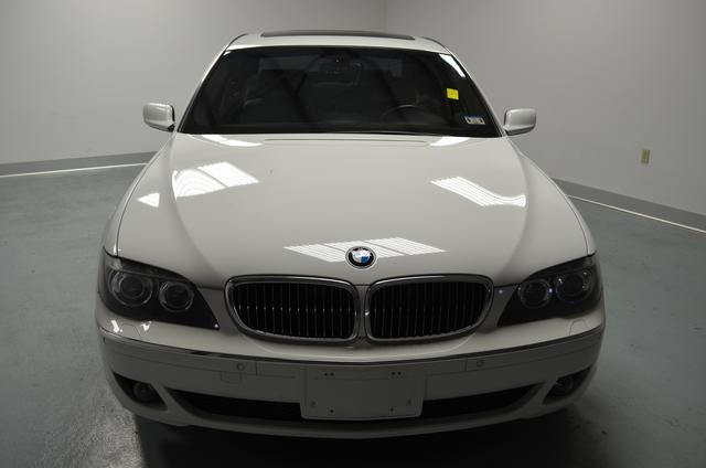 BMW 7 series 2007 photo 5