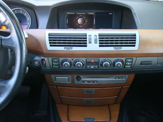 BMW 7 series 2007 photo 5