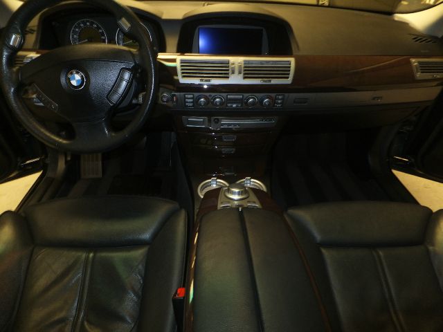 BMW 7 series 2007 photo 25