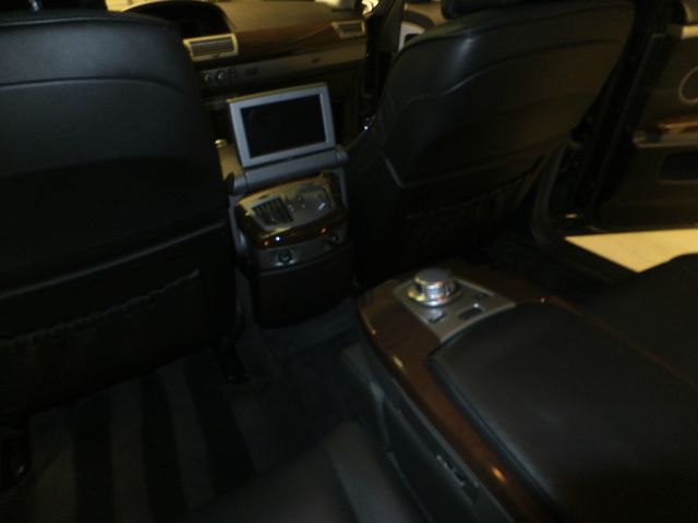 BMW 7 series 2007 photo 4